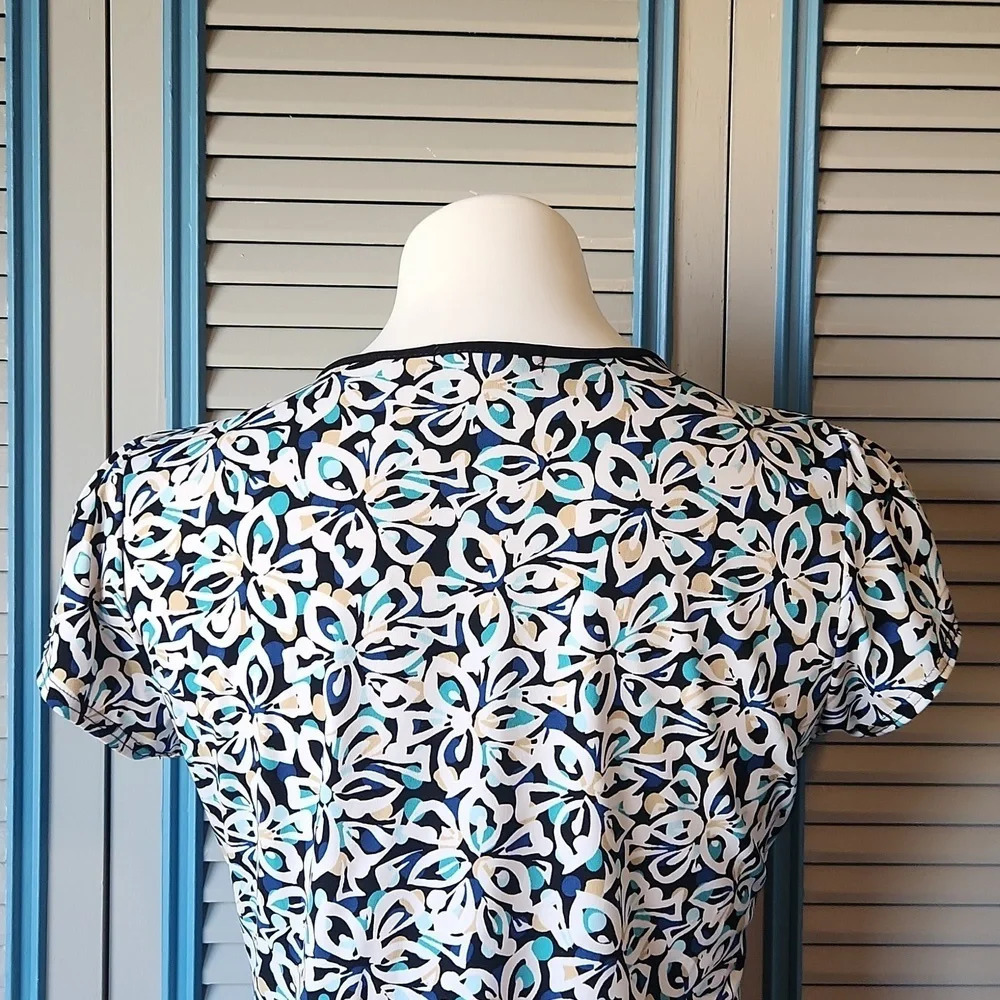 Dress Barn Blue & White Floral Shirt - Picture 9 of 12